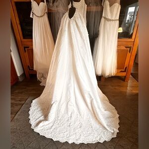 Elegant White Bridal Skirt with Lace Train